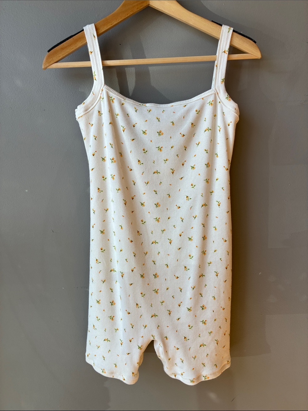 Skims Cream Yellow Floral Ribbed Tank Romper Onesie, Large - Picture 2 of 5